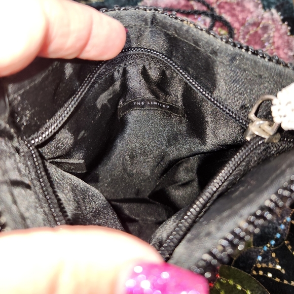 Limited Bag - Picture 3 of 4